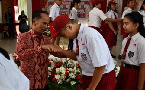 Revitalisasi Sekolah Jadi Harapan Baru Pendidikan di Sintang