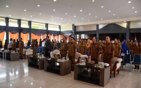 Pemkab Sintang Tanggung Jamsostek 4.500 Pekerja Sawit, Produktivitas Diharapkan Meningkat