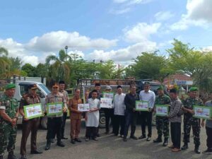 Pemkab Sintang Salurkan 8 Ekor Sapi Kurban untuk Umat Muslim di Hari Raya Idul Adha