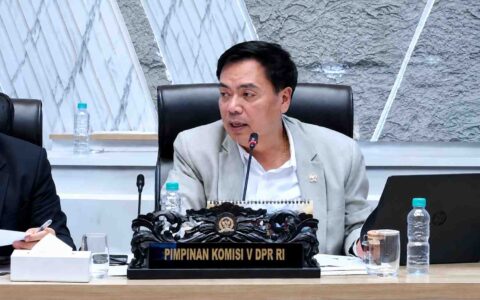 Lasarus Ingatkan Dampak Pemangkasan Anggaran PU: Jalan Rusak dan Beban Masyarakat Meningkat